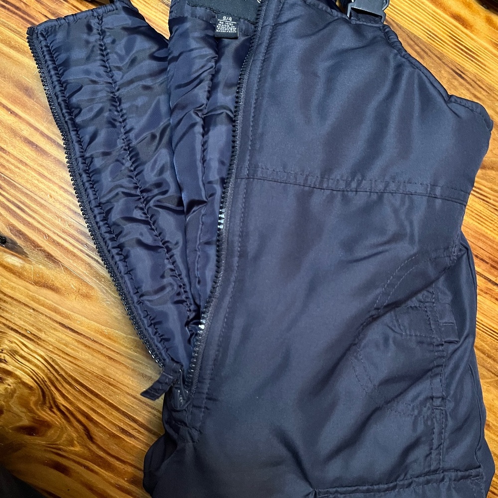 Children’s snow pants